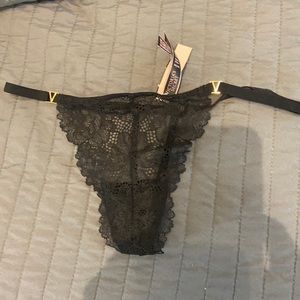 NWT V’s sexy thong